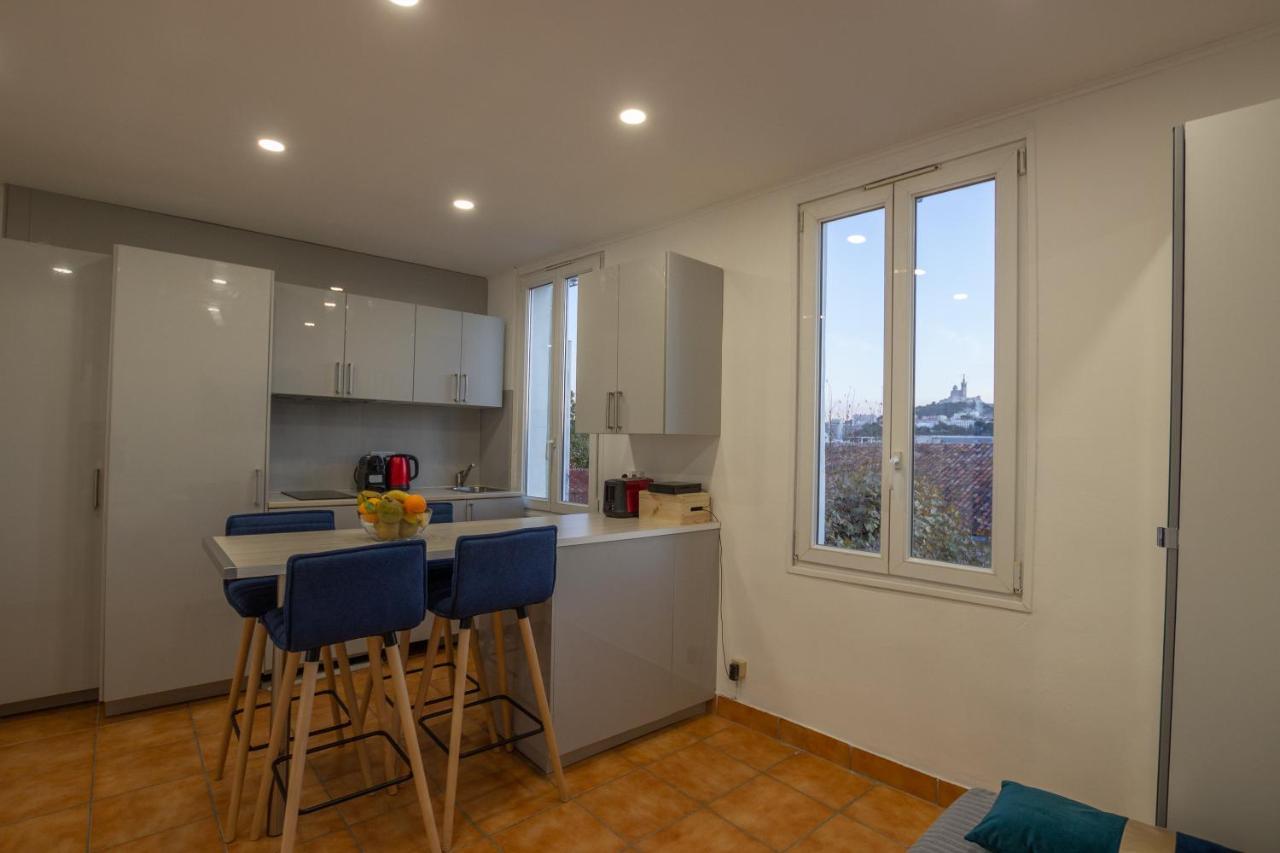 Appartement T2 Panier Vieux-Port Vue Notre Dame De La Garde à Marseille Extérieur photo